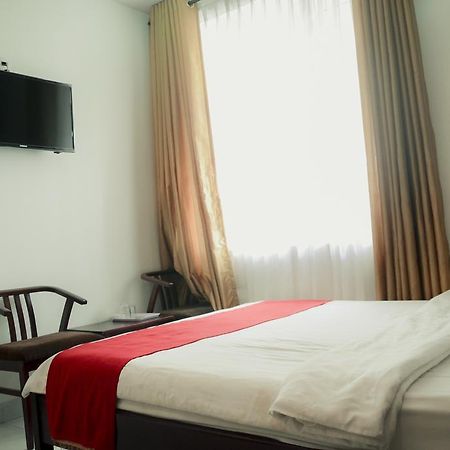 Thanh Hien Hotel Da Nang Exterior photo